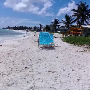 ** Pensión Victoria's Gennie Bay Village Colombia