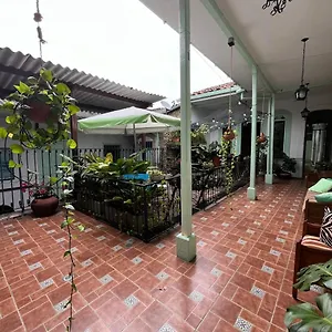 Sandalio Auberge de jeunesse Cali